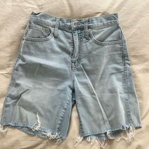 NWT Madewell Denim Mid Length Denim Shorts size 24